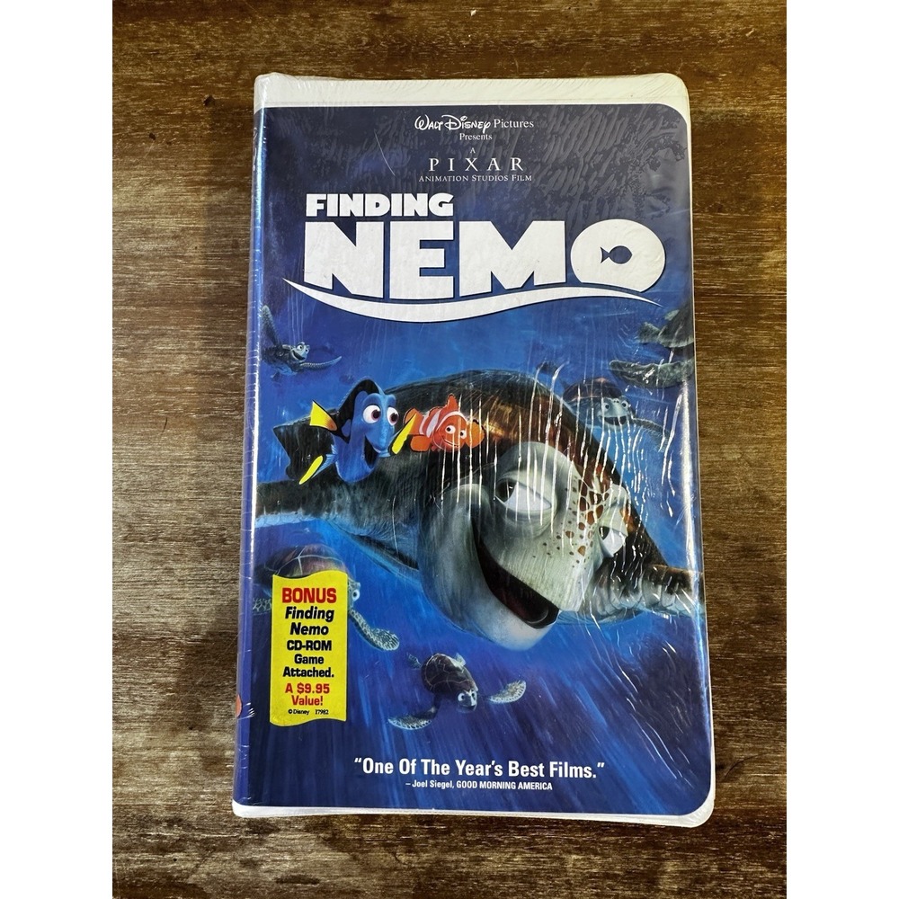 Finding Nemo (VHS, 2003) Clamshell Case New Sealed Walt Disney Pixar NWT NIP
